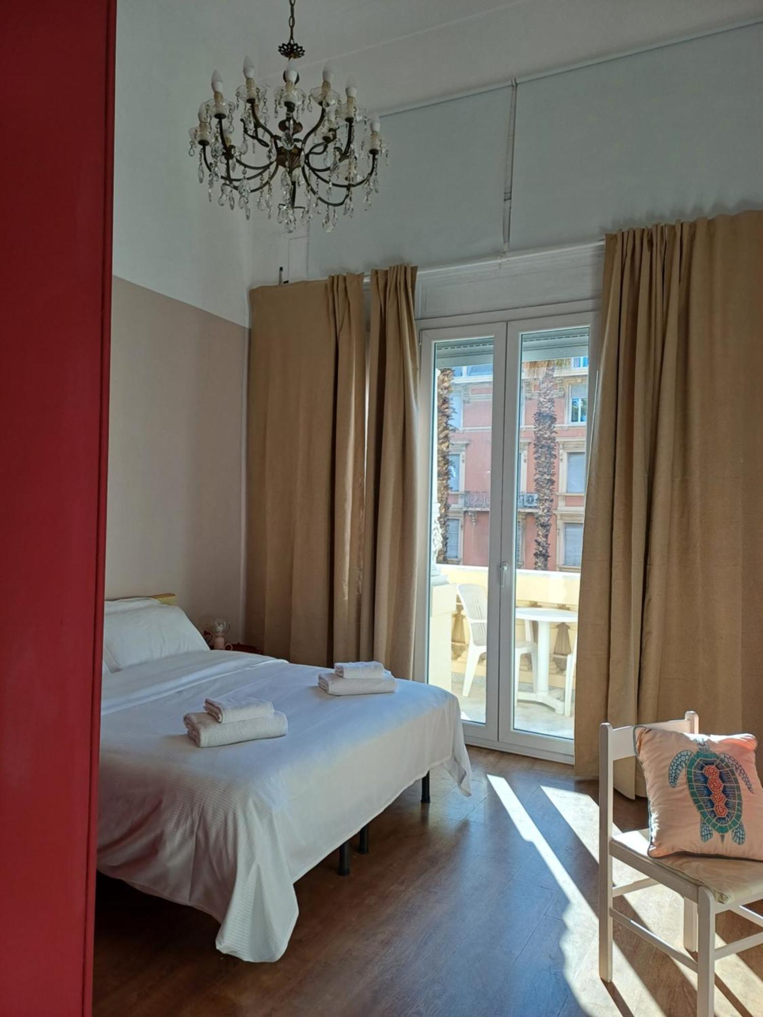 Albergo Malibu Сан Ремо Екстериор снимка